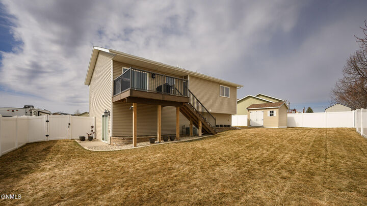 Property Photo:  5505 Yukon Drive  ND 58503 