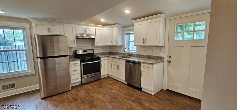 Property Photo:  21 W Hanover Ave  NJ 07869 
