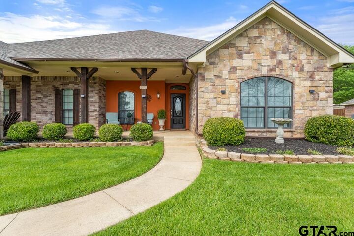 Property Photo: 17085 Cr 4100 TX 75771