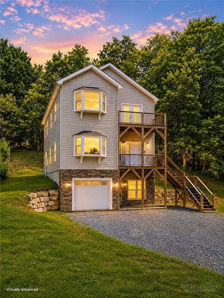 Property Photo:  262 Old Bristol Road  NC 28607 