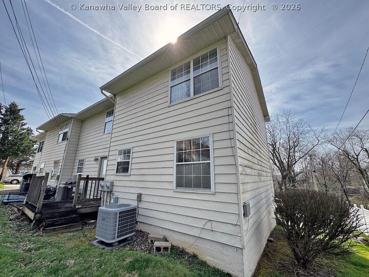 Property Photo:  21 Warren Place  WV 25302 