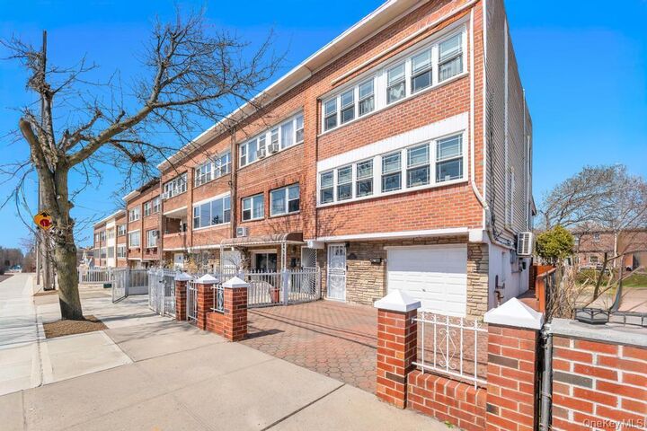 Property Photo:  3247 Fairmount Avenue  NY 10465 