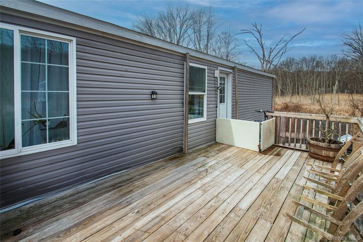 Property Photo:  9 Lily Court  NY 10930 