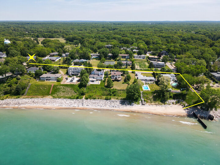 Property Photo: 48020 Ridge Road MI 49117