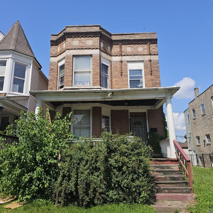 Property Photo:  12024 S Wallace Street  IL 60628 