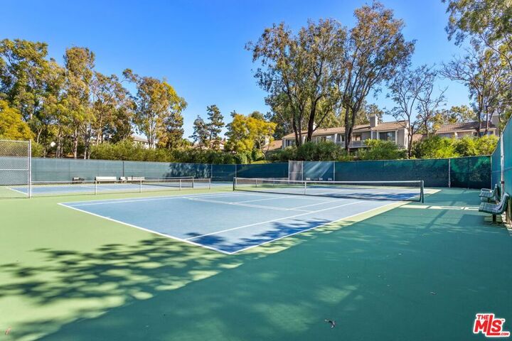 Property Photo:  11 Rocky Knoll 12  CA 92612 