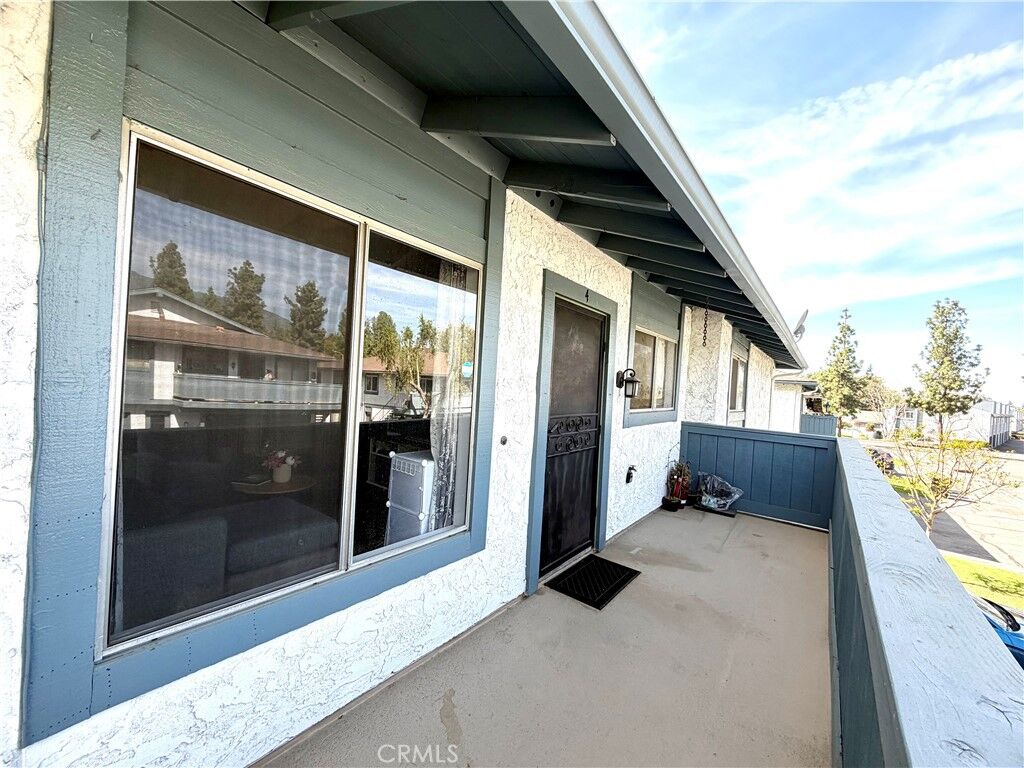 Property Photo:  871 W 13th Street 4  CA 91702 