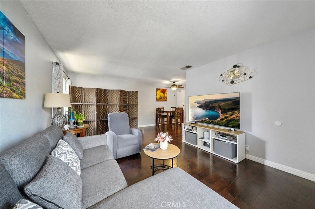 Property Photo:  871 W 13th Street 4  CA 91702 