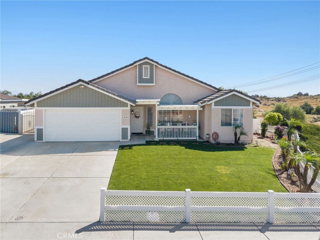 Property Photo:  815 Georgiana Court  CA 92570 