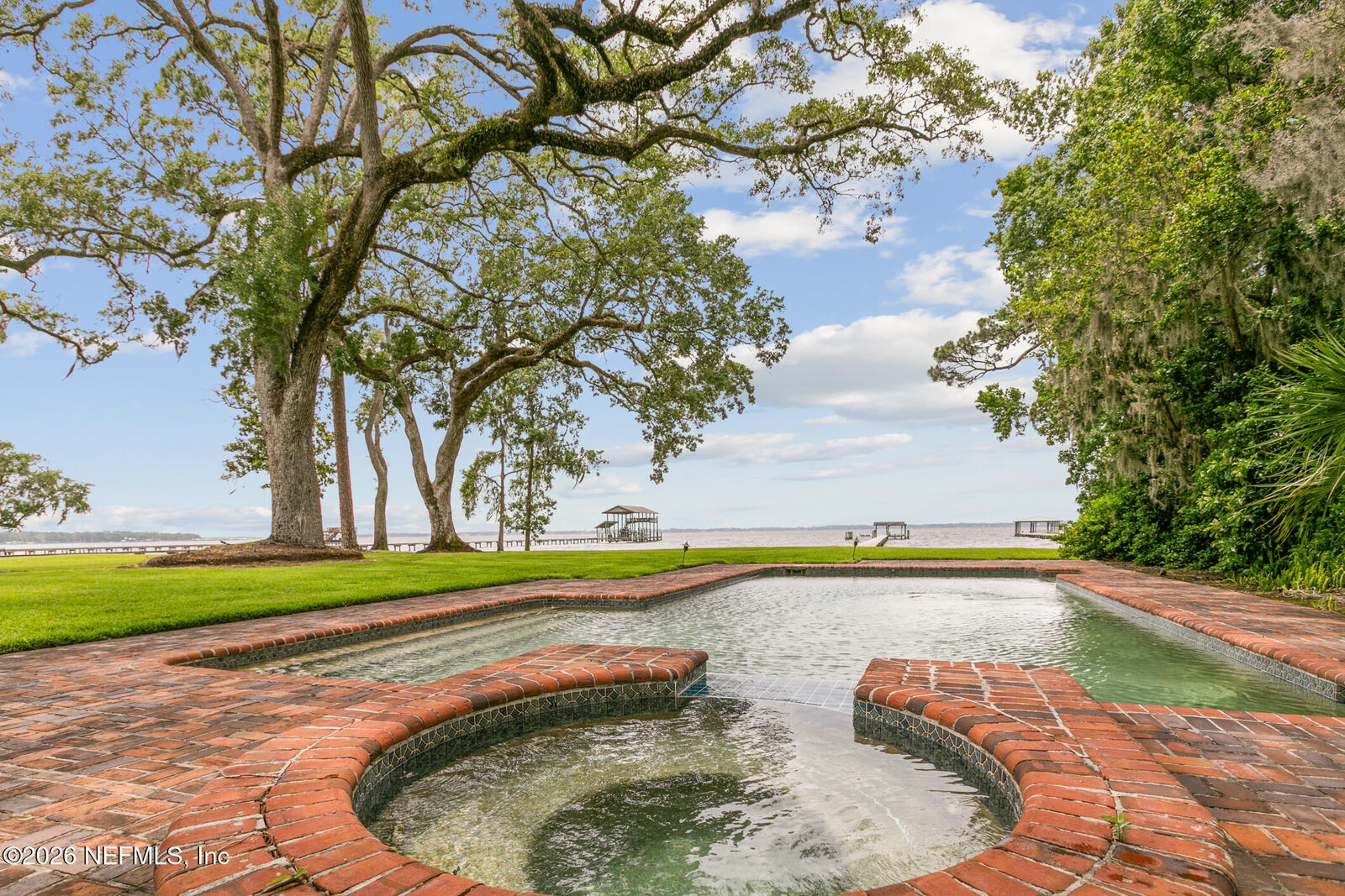 Property Photo: 11062 Riverport Drive W FL 32223