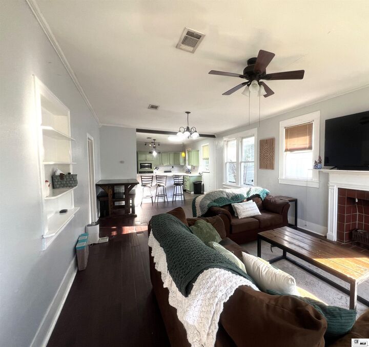 Property Photo:  404 Bres Avenue  LA 71201 