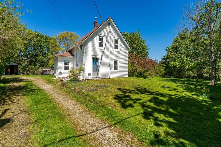9330 Highway 3 — photo 1