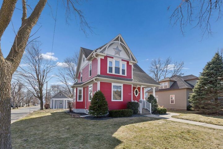 Property Photo:  241 E 1st Street  MN 55387 