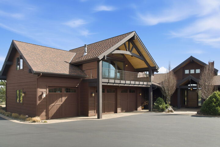 Property Photo: 60985 Bachelor View Road OR 97702