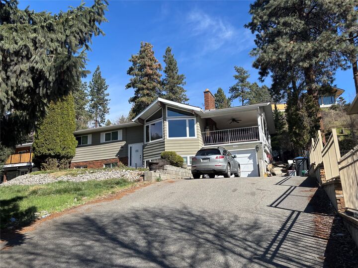 663 Clifton Avenue — photo 1
