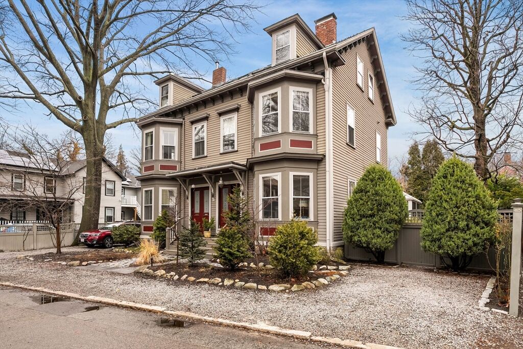 Property Photo:  8 Warren Square 2  MA 02130 