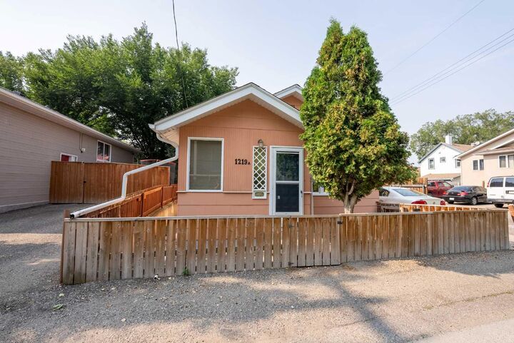 Property Photo: 1221 (1219A) 4 Avenue S AB T1J 0P9