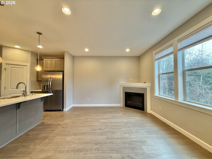 Property Photo:  16524 SE 40th Cir  WA 98683 