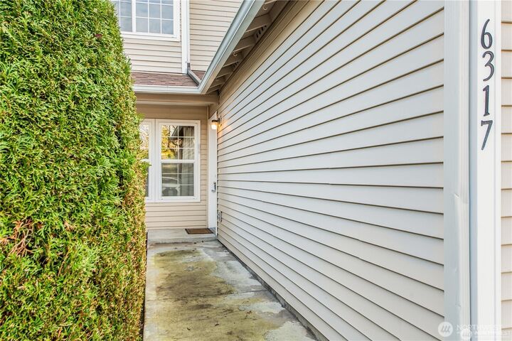 Property Photo:  6317  111th Avenue E  WA 98372 