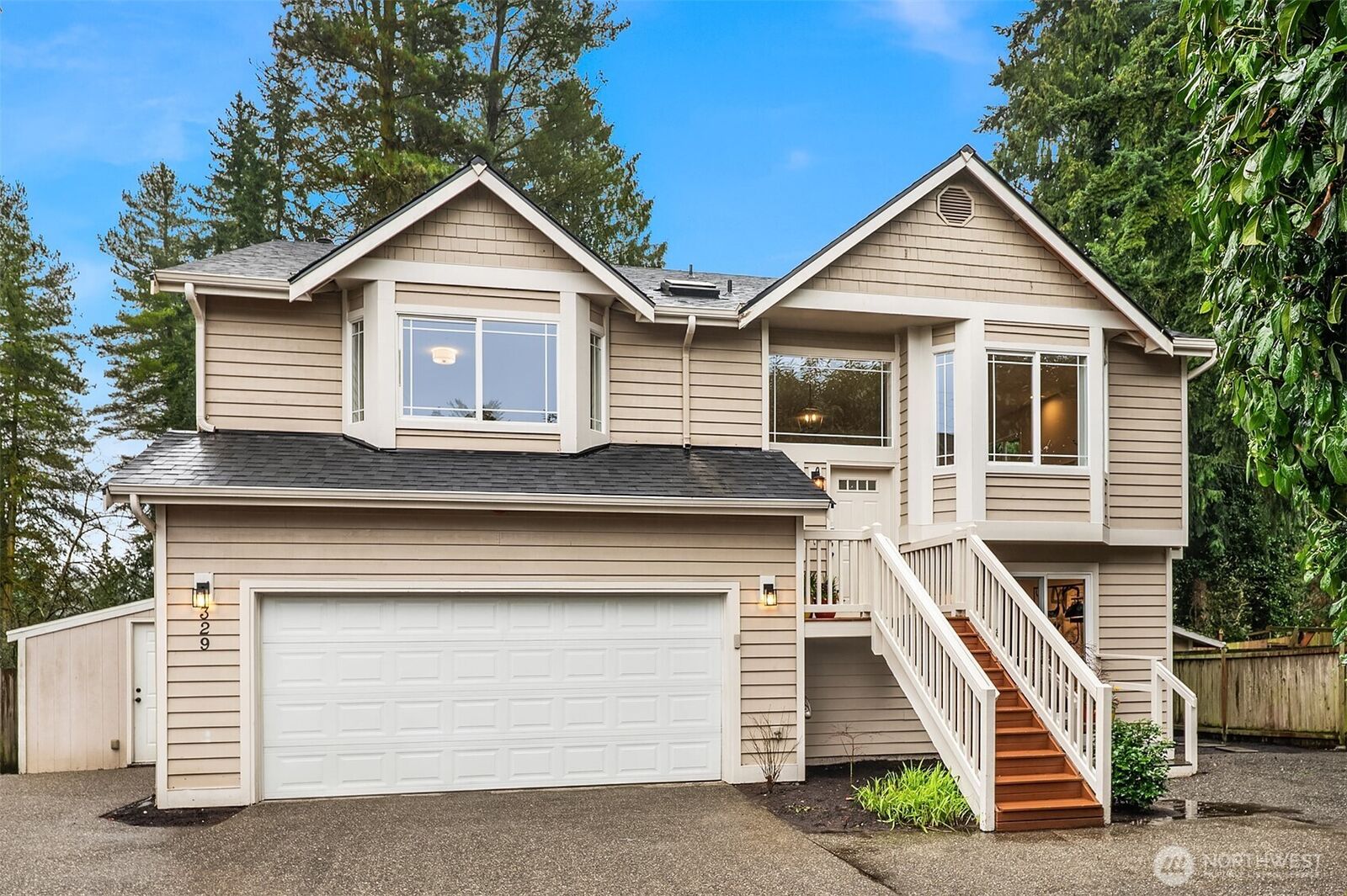 Property Photo:  329 NE 185th Street  WA 98155 