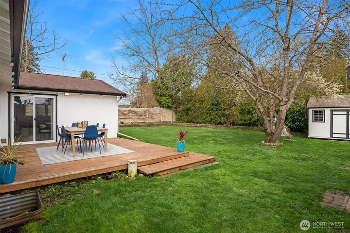 Property Photo:  6717  193rd Street SW  WA 98036 