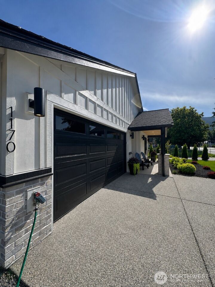 Property Photo:  1170  Darrington Street  WA 98241 