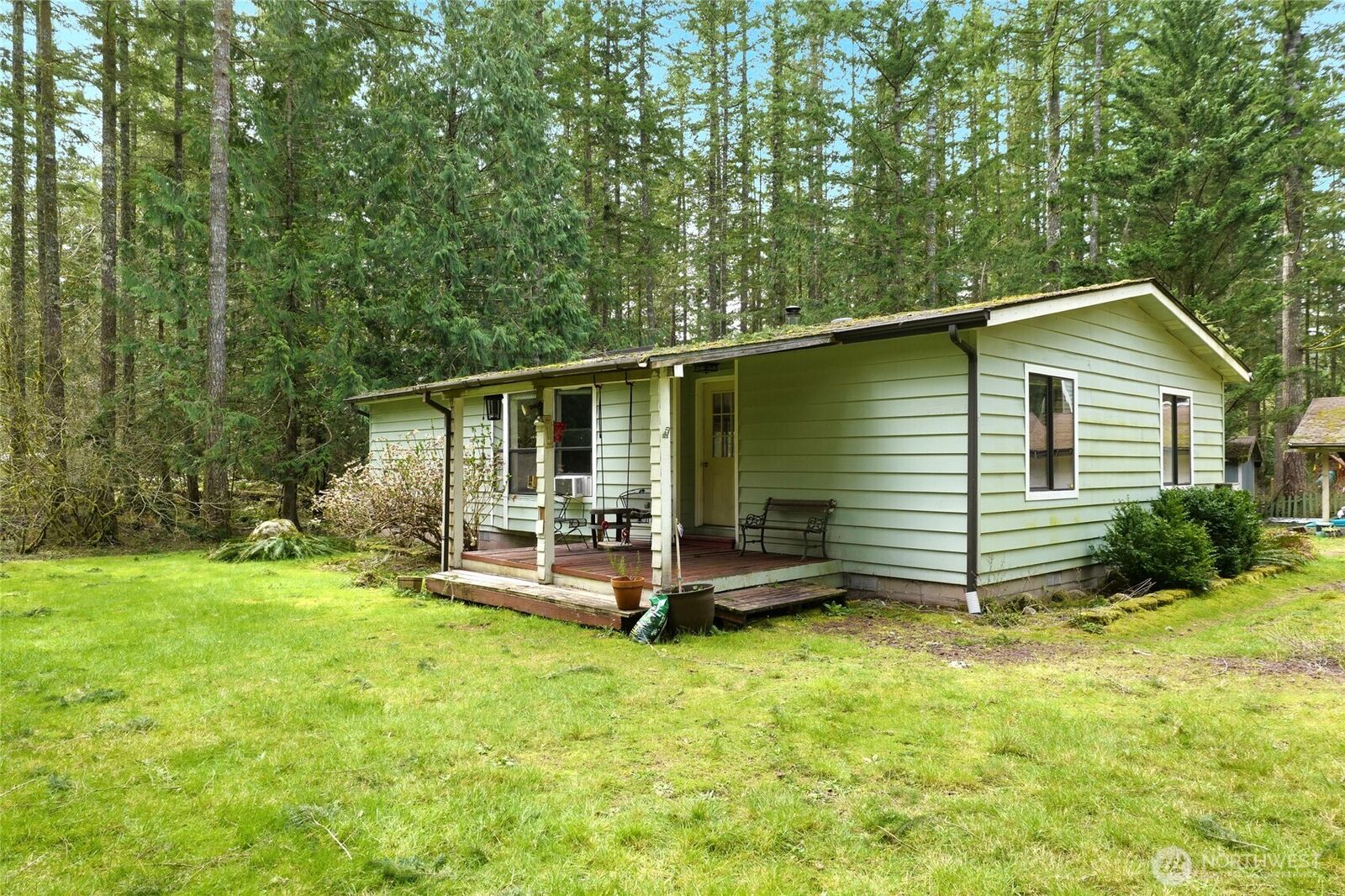 Property Photo:  46009 SE 130th Place  WA 98045 