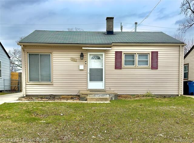 Property Photo: 95 E Dallas Avenue MI 48071
