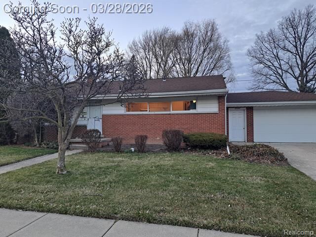 Property Photo:  22441 E Price Drive  MI 48035 