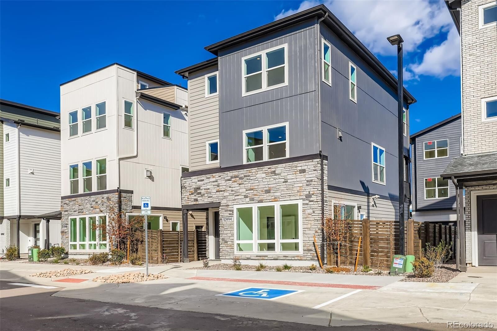 Property Photo:  10994 E Geddes Place  CO 80112 