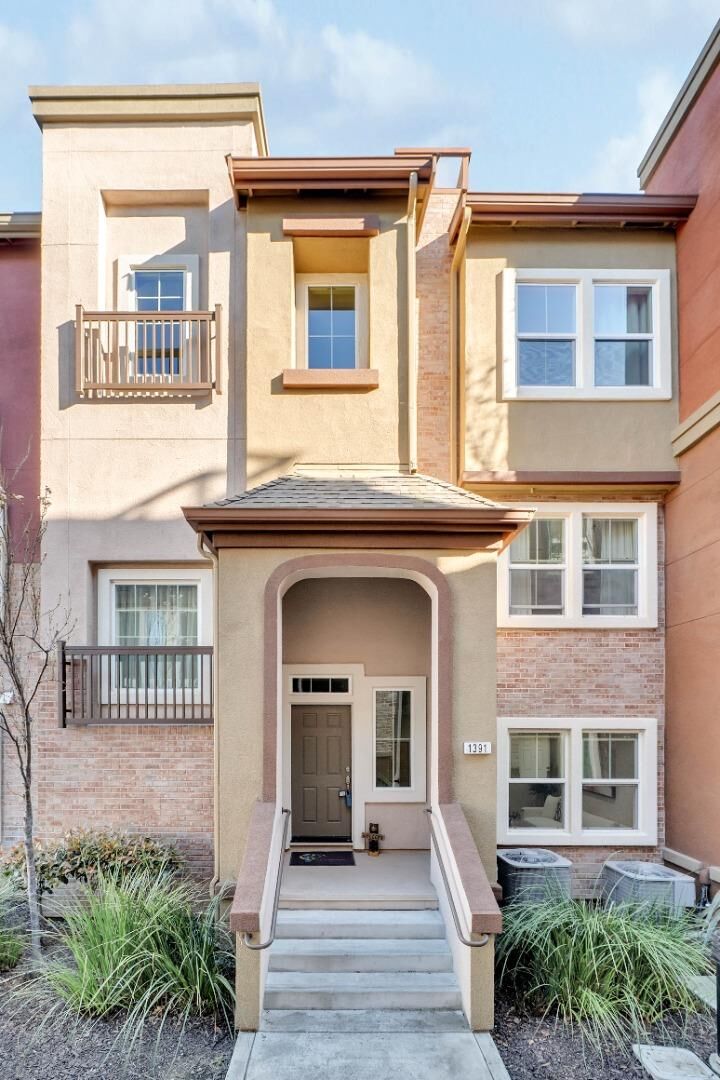 Property Photo: 1391 Lee Place CA 95131