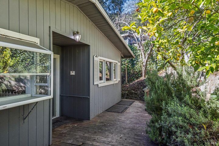 Property Photo:  141 Edison Avenue  CA 94925 
