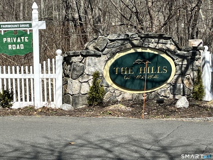 Property Photo:  202 Windgate Circle  CT 06468 