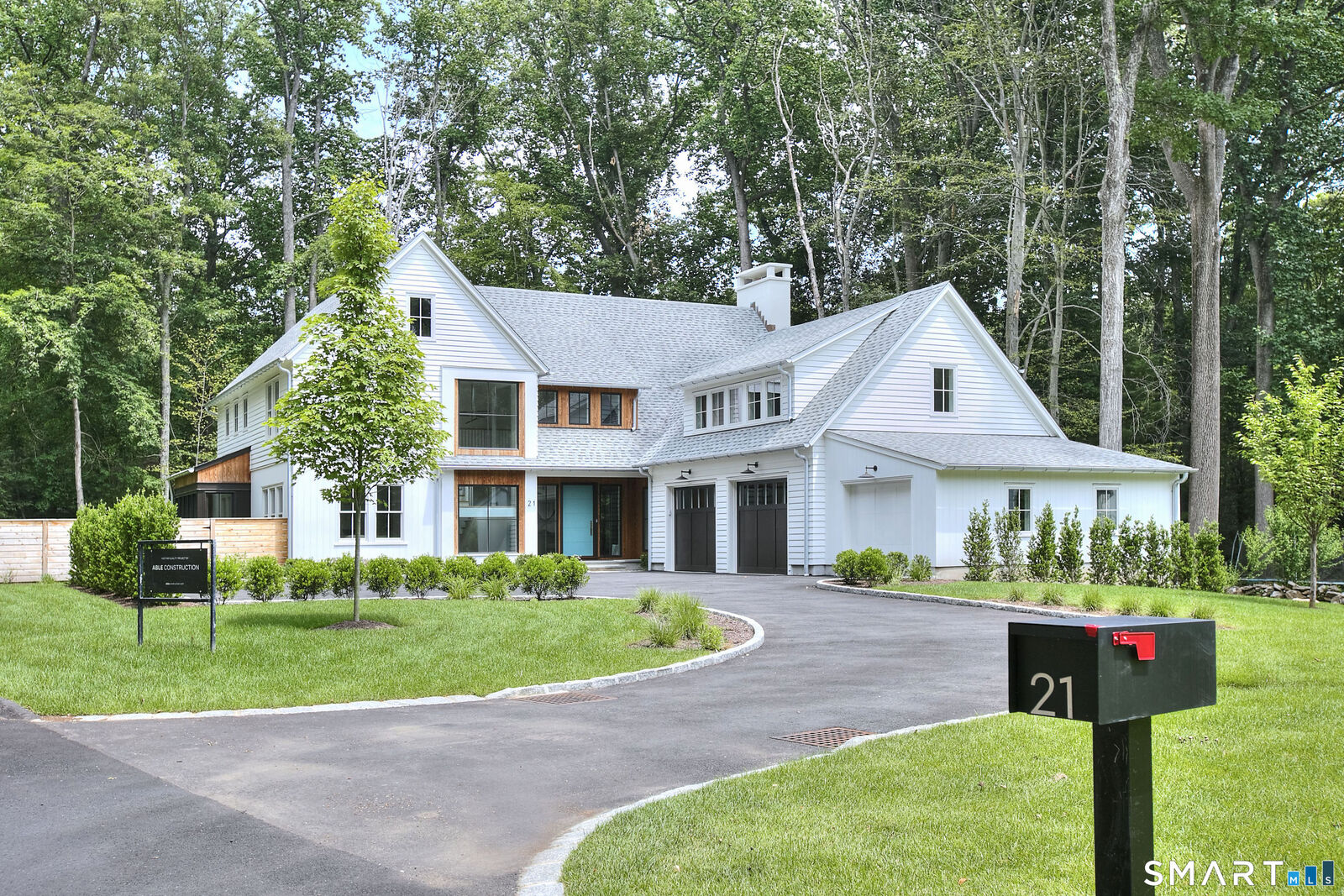 Property Photo: 21 Lockwood Circle CT 06880