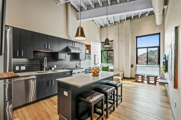 Property Photo:  629 N Iron Ct 111  WA 99202 