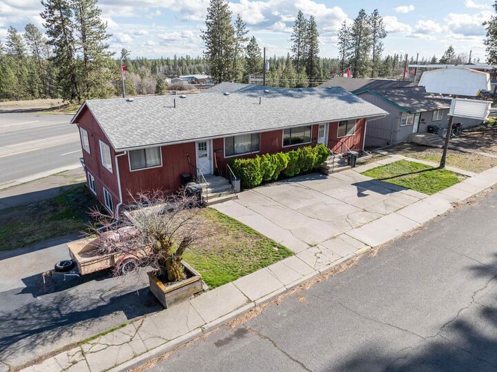 Property Photo:  1717 2nd St  WA 99004 