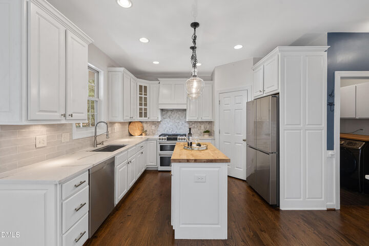 Property Photo: 209 Plyersmill Road NC 27519