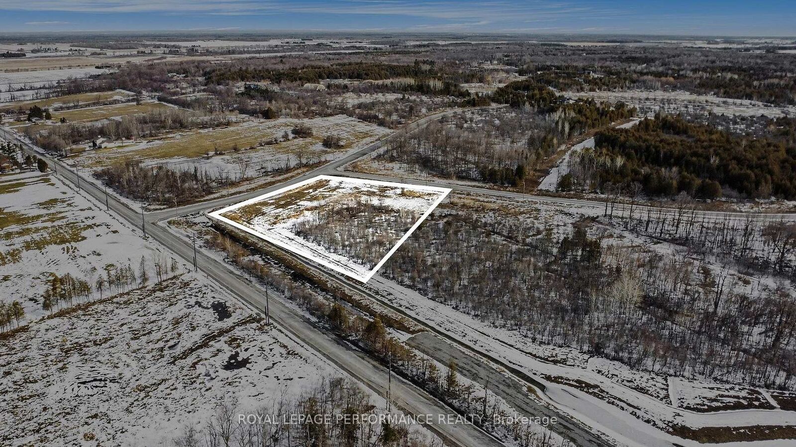 Property Photo:  1580 McDonell Crescent  ON K0A 2P0 
