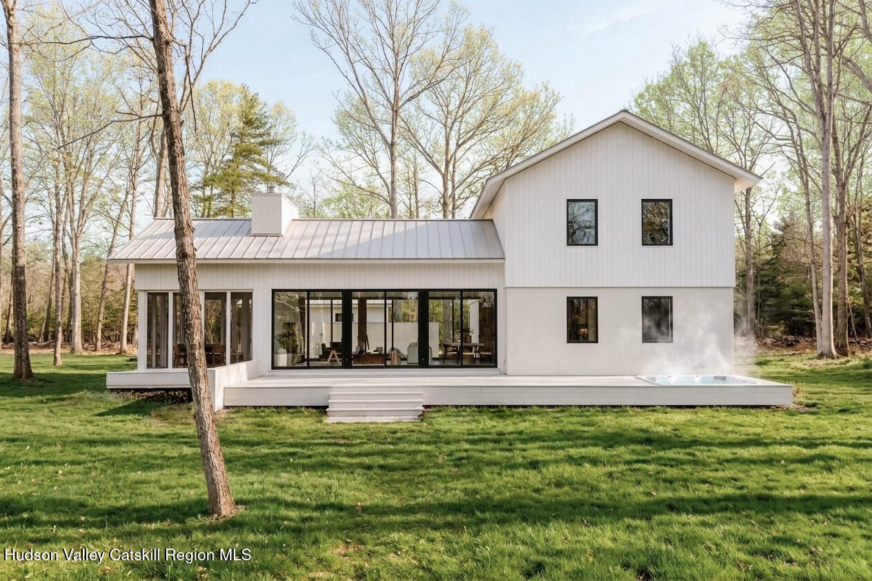 Property Photo: 131 Oakley NY 12404