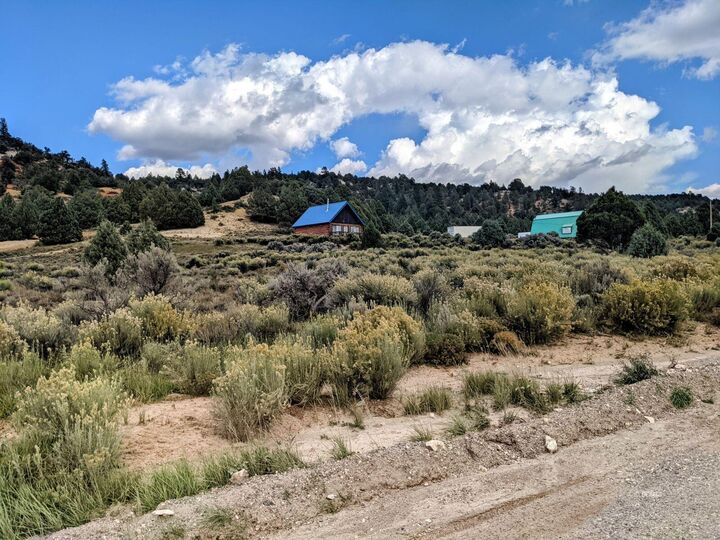 Property Photo: Havasupai Dr UT 84762
