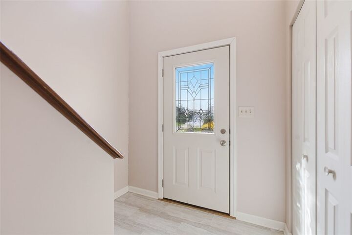 Property Photo: 1113 Old Farm Rd. PA 15055