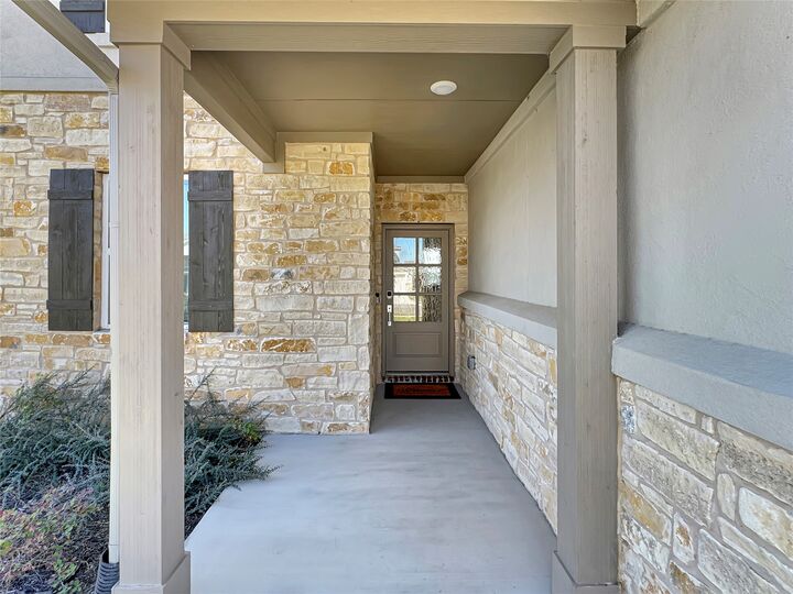 Property Photo: 1704 Carvin Way TX 78660