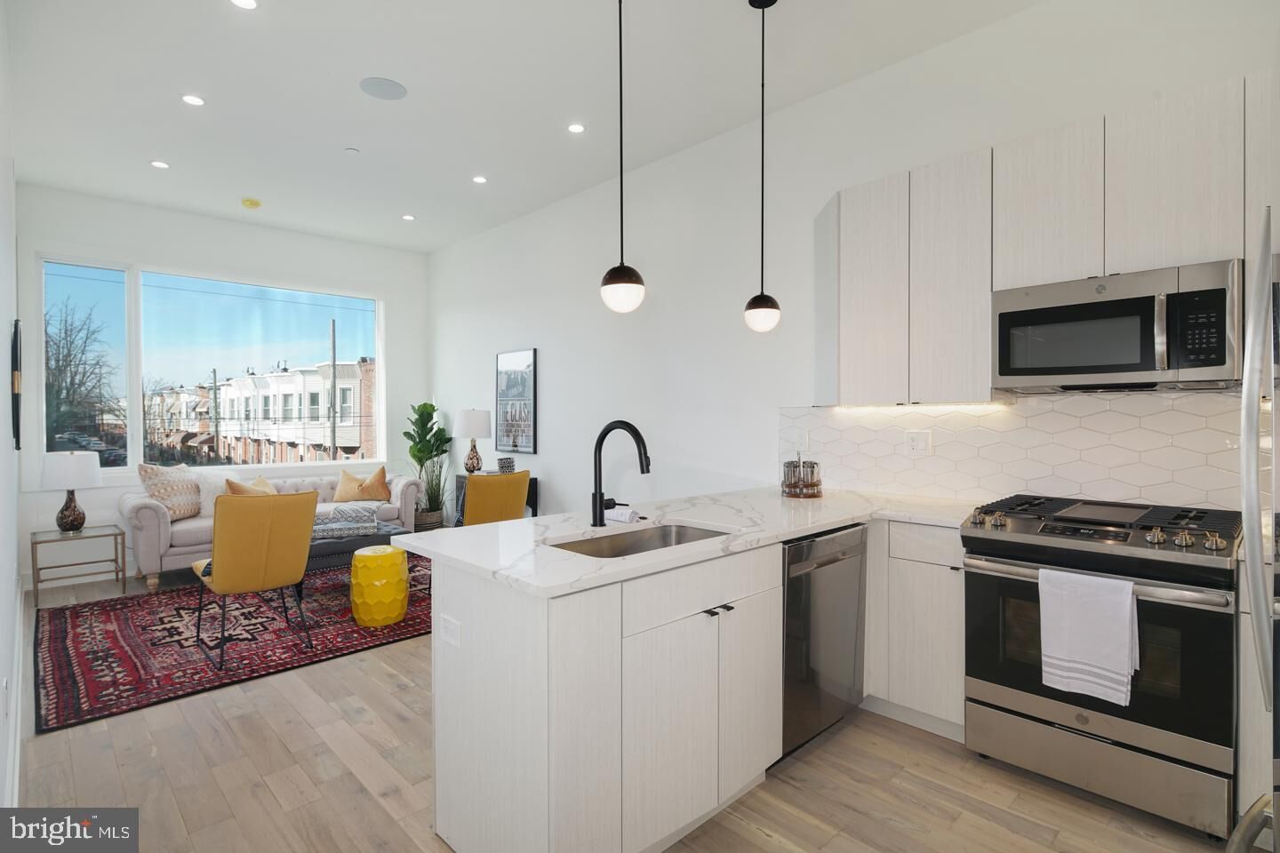 Property Photo:  2031 S 20th Street 9  PA 19145 