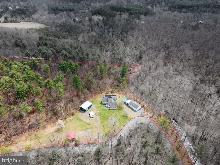 Property Photo:  1605 Paddys Run Road  VA 22654 