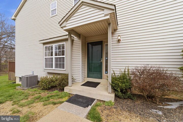 Property Photo:  522 Jason Drive  PA 18966 