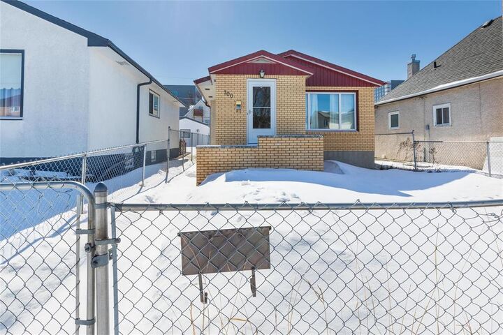 Photo de la propriété:  700 Ross Avenue  MB R3E 1C6 