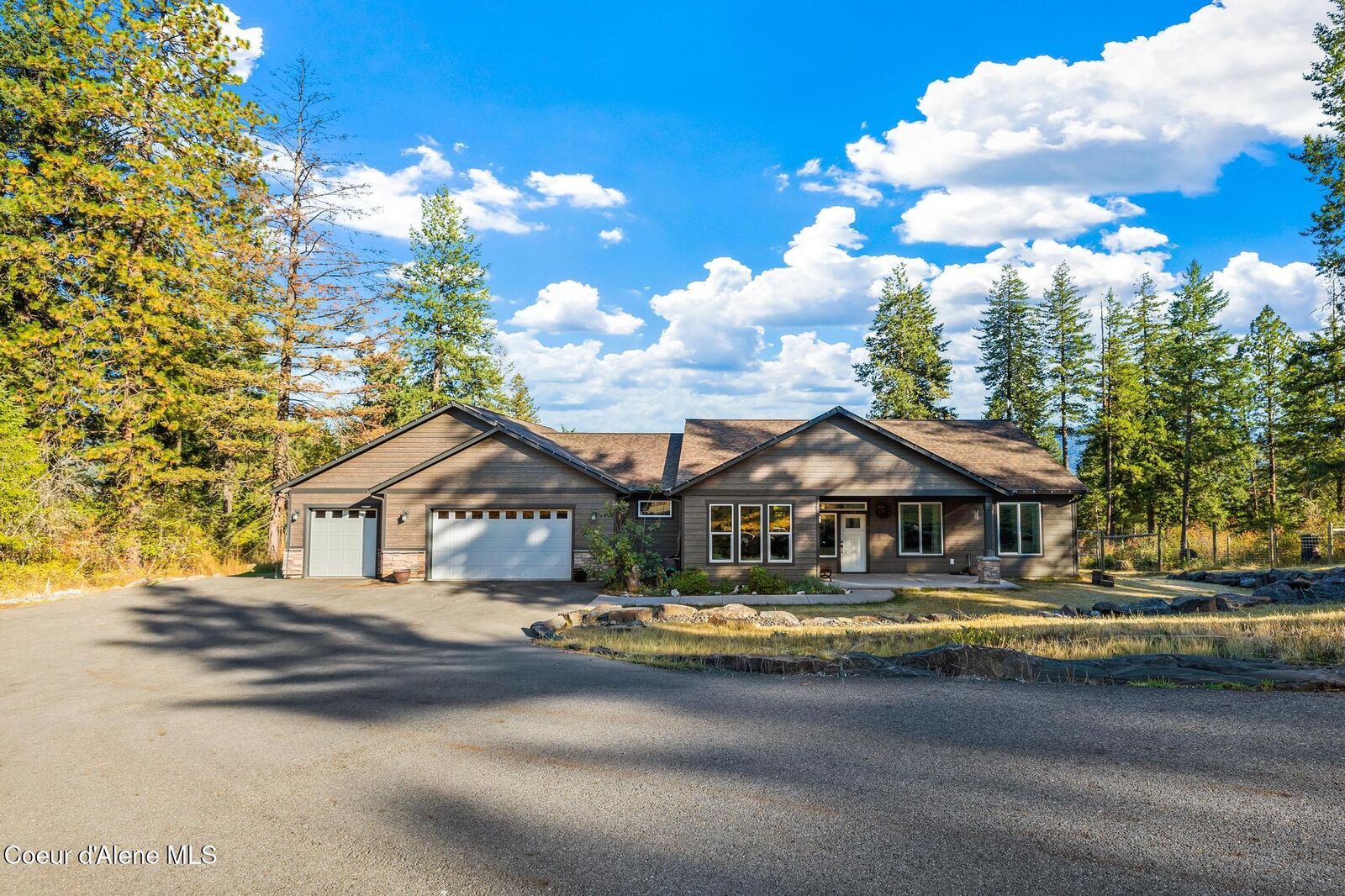 Property Photo:  37511 E Hayden Lake Rd  ID 83835 