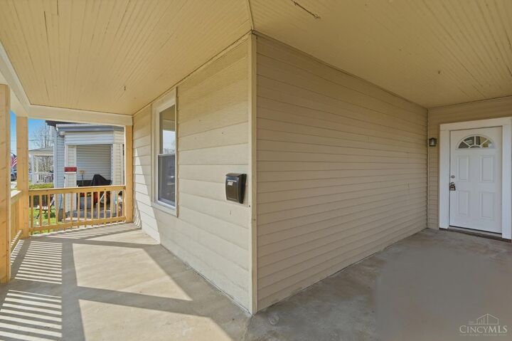 Property Photo:  320 Fairview Avenue  OH 45015 