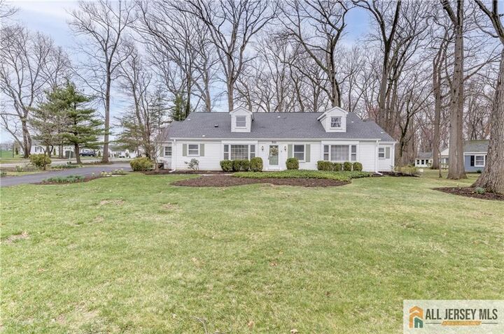 Property Photo:  0-321A Sharon Way 321A  NJ 08831 