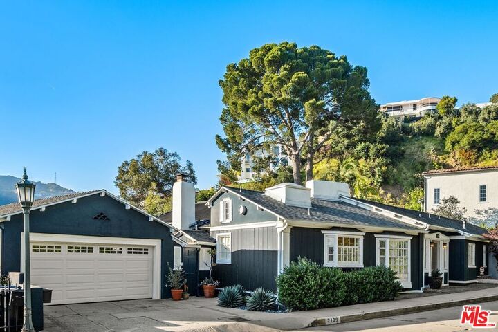 Property Photo:  2109 Castilian Dr  CA 90068 